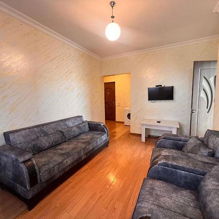 Apartments Nita Batoumi Extérieur photo