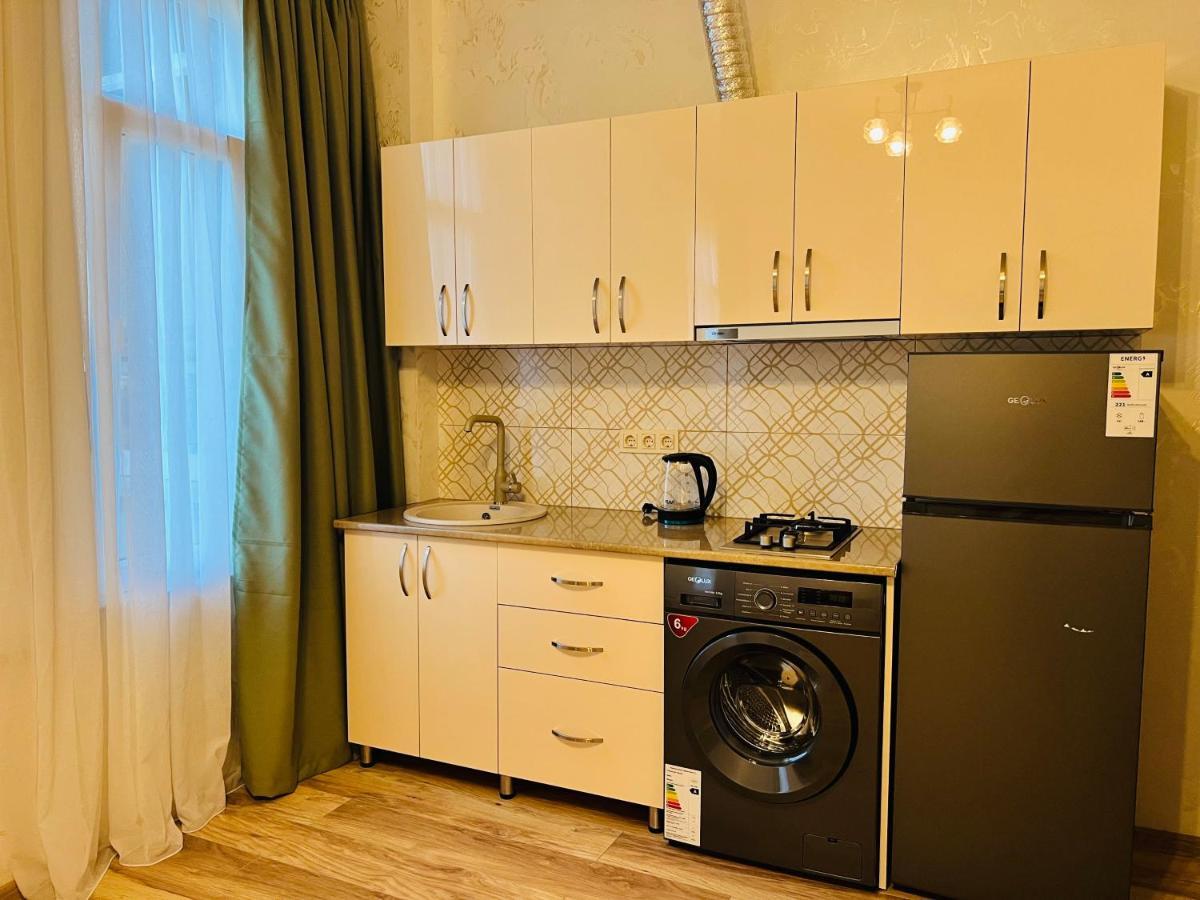 Apartments Nita Batoumi Extérieur photo