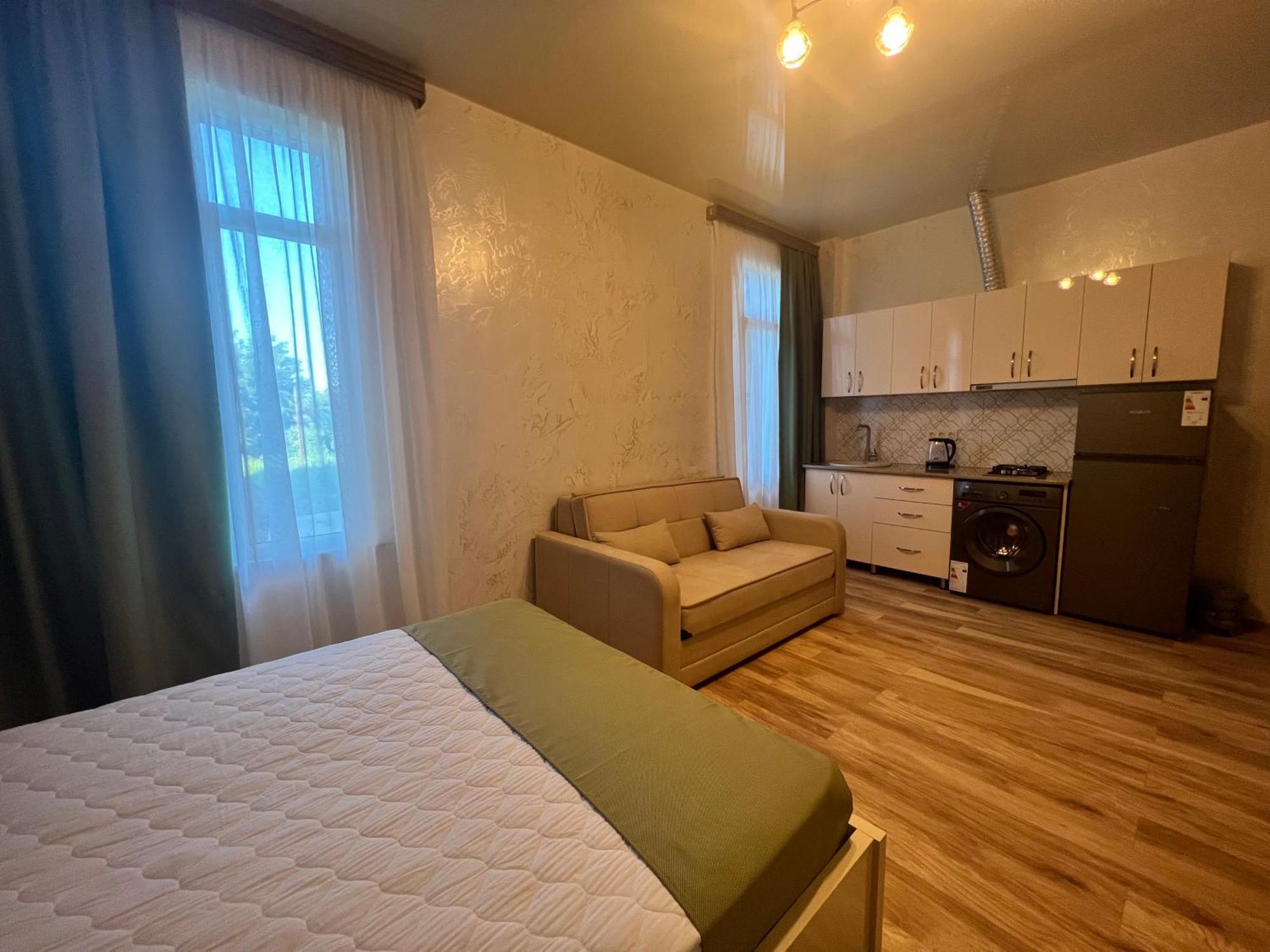 Apartments Nita Batoumi Extérieur photo