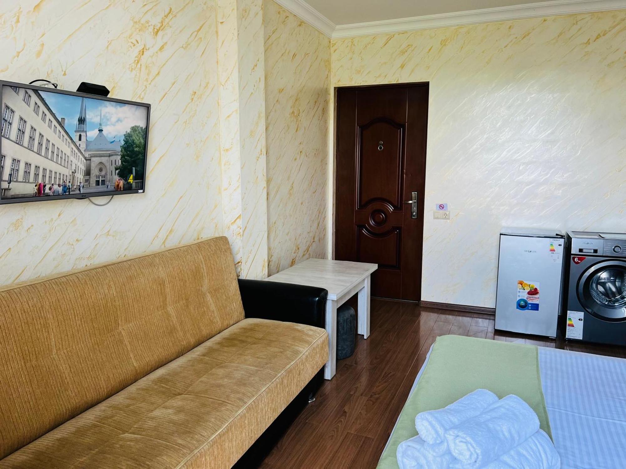 Apartments Nita Batoumi Extérieur photo
